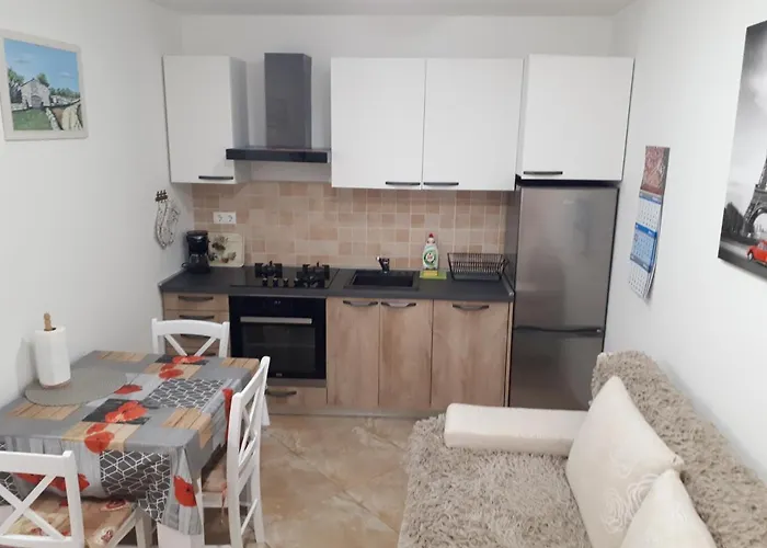 アパート Ivan Porat マリンスカ