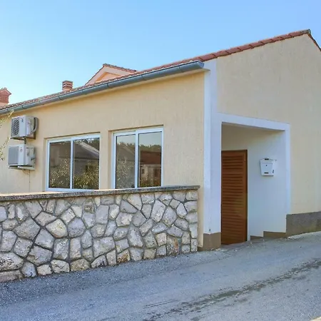 Apartment Ivan Porat *